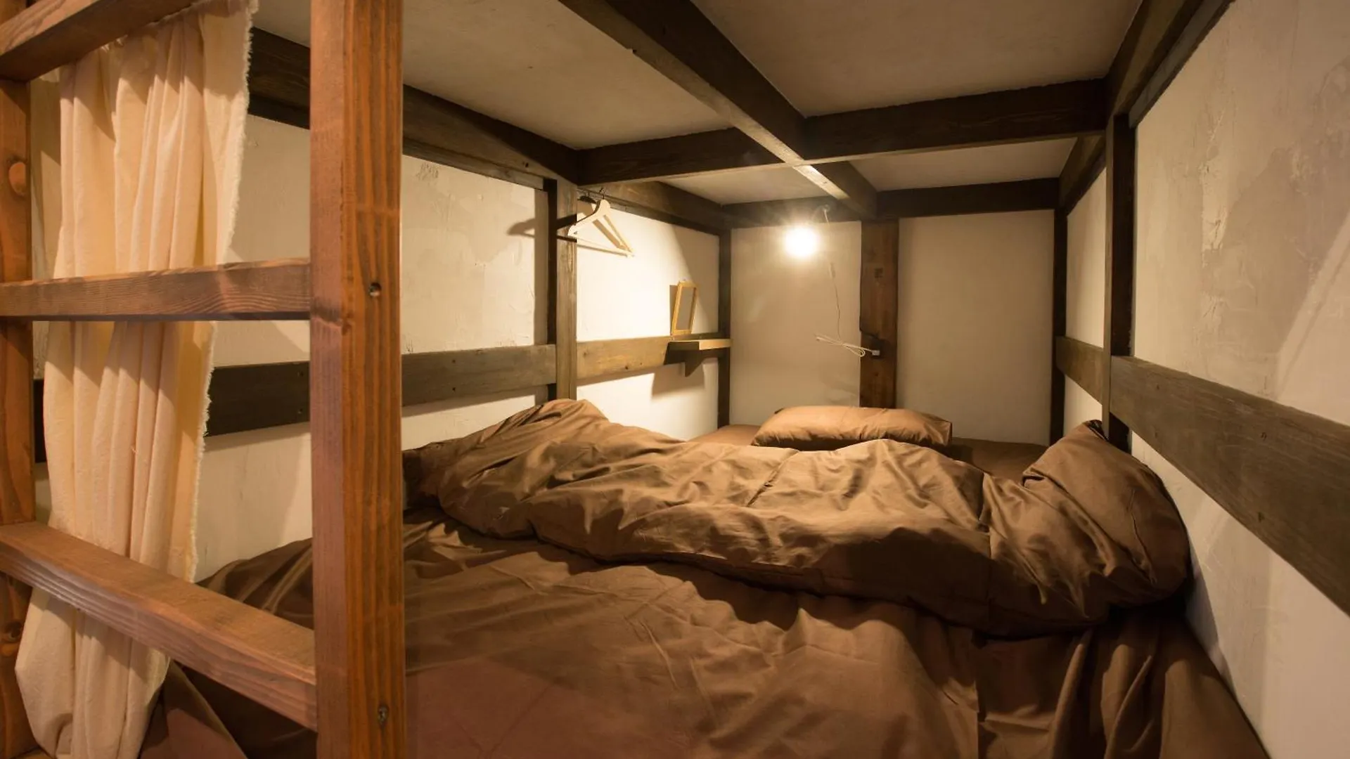 B&B Hachi Kyoto Japan