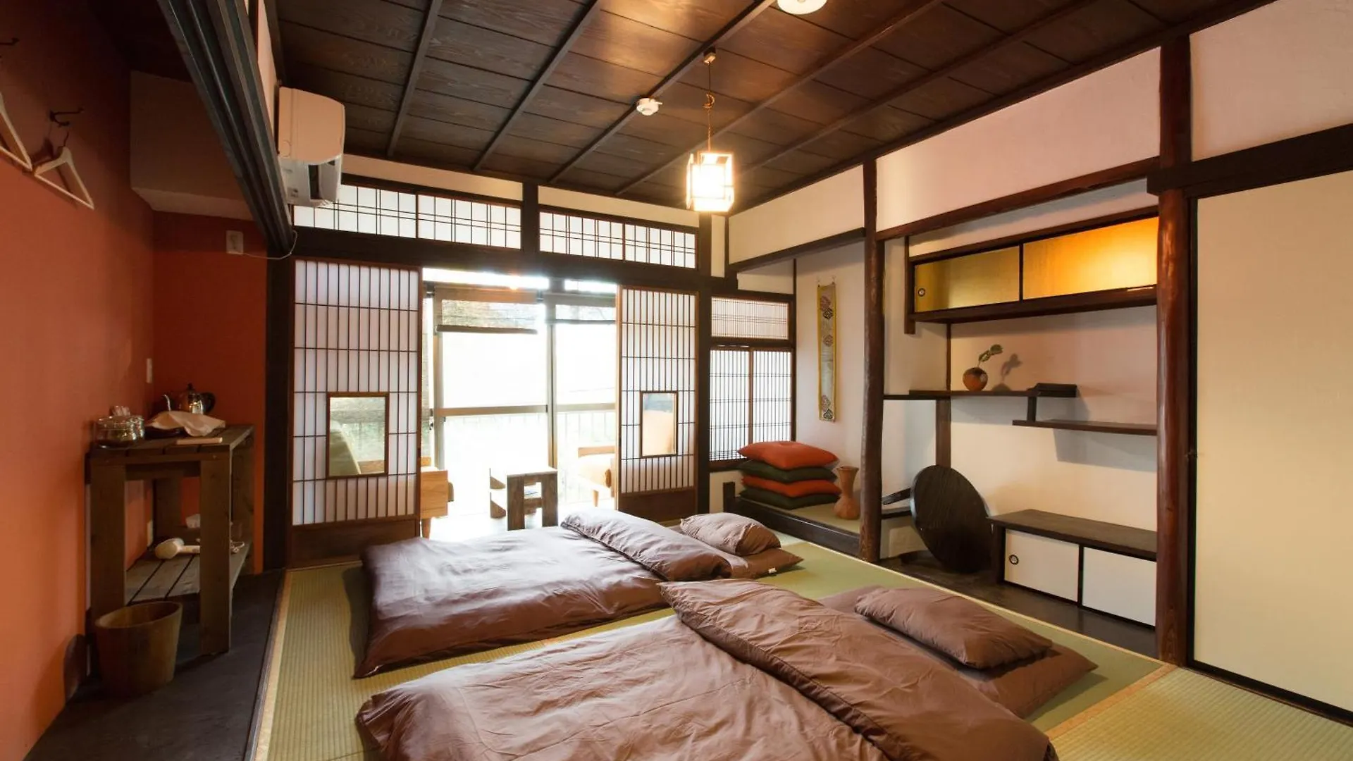 B&B Hachi Kyoto Japan